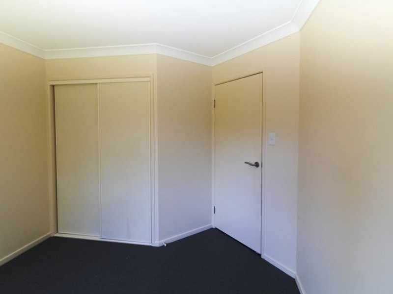 22 Brown Beech Dr, Jimboomba QLD 4280