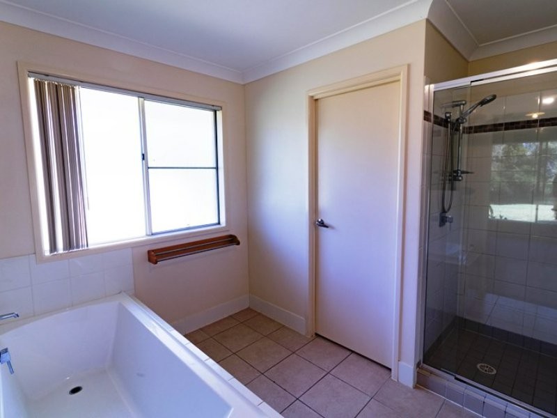 22 Brown Beech Dr, Jimboomba QLD 4280