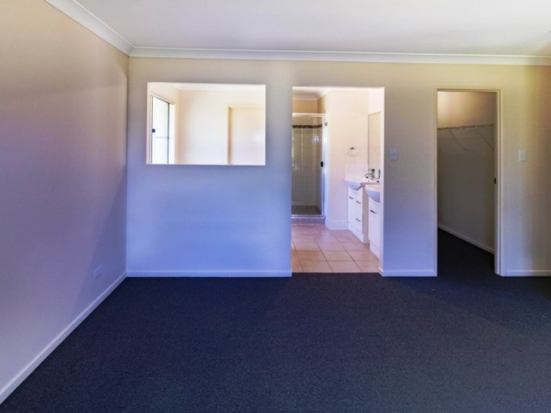 22 Brown Beech Dr, Jimboomba QLD 4280