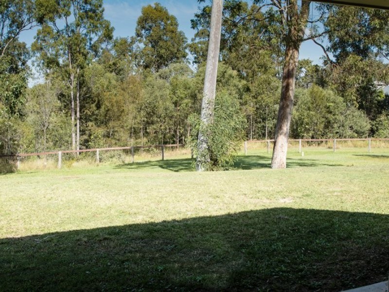 22 Brown Beech Dr, Jimboomba QLD 4280