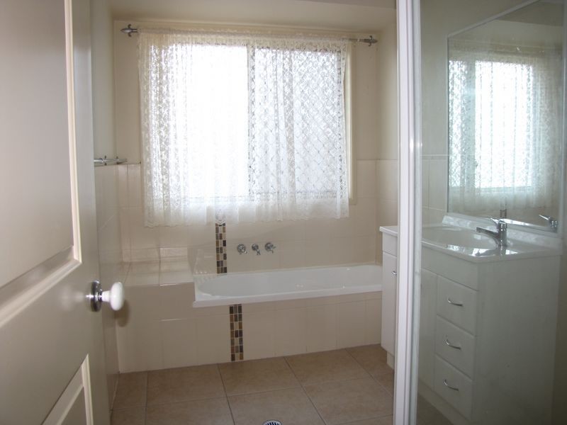 205-209 Bluff Rd, Cedar Vale QLD 4285