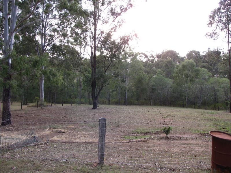 205-209 Bluff Rd, Cedar Vale QLD 4285