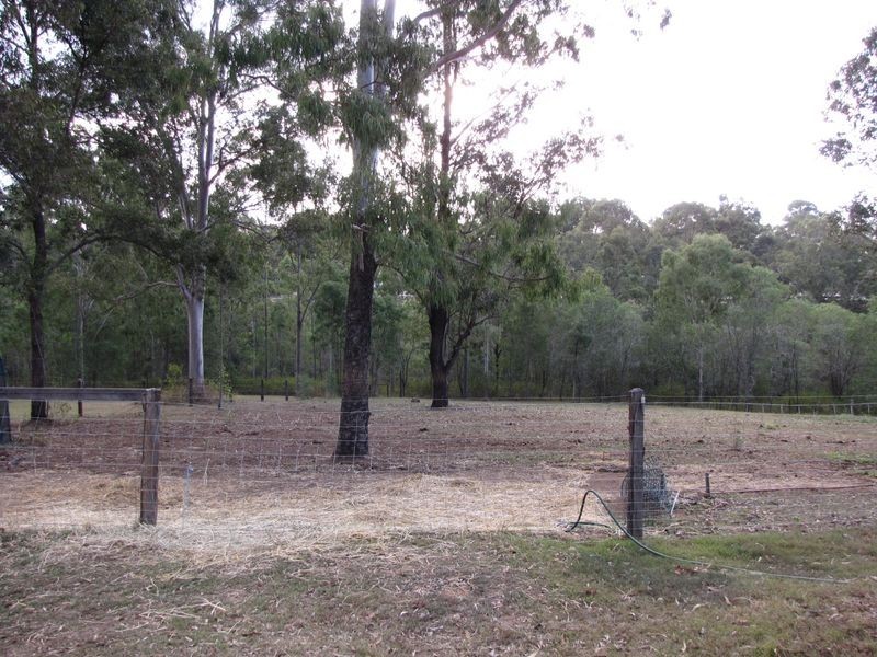 205-209 Bluff Rd, Cedar Vale QLD 4285