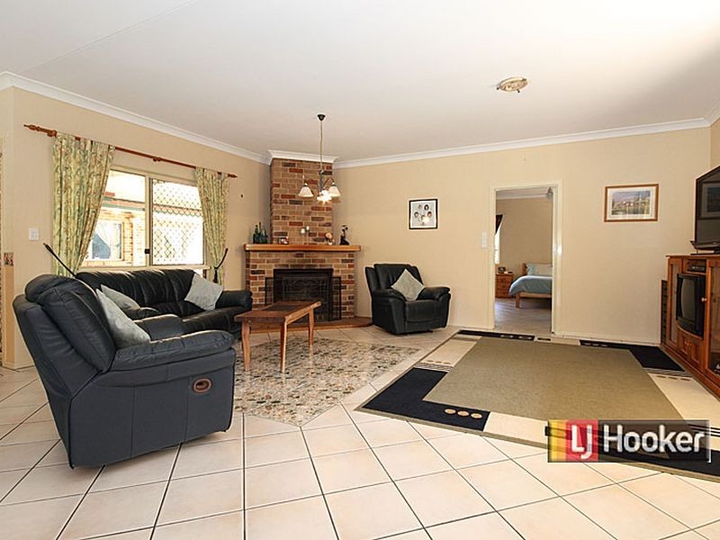131 Henderson Rd, Jimboomba QLD 4280