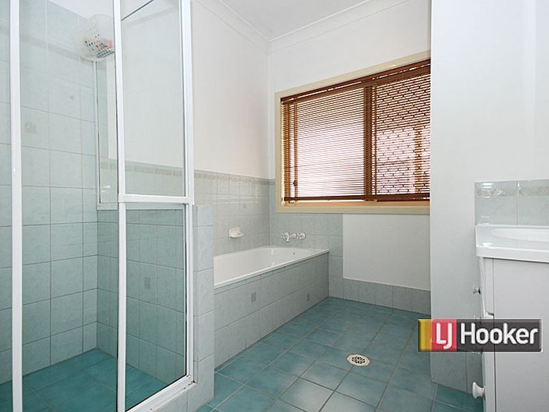 131 Henderson Rd, Jimboomba QLD 4280