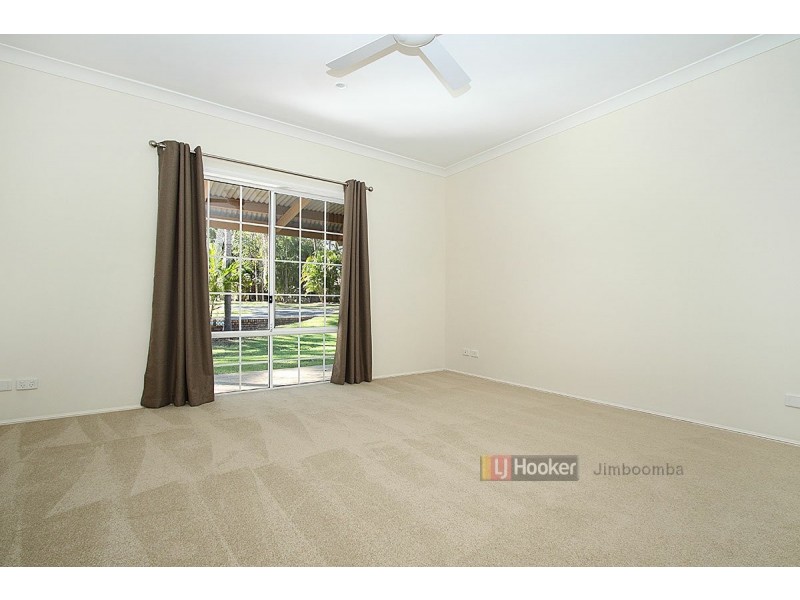 40 Arlington Court, Munruben QLD 4125