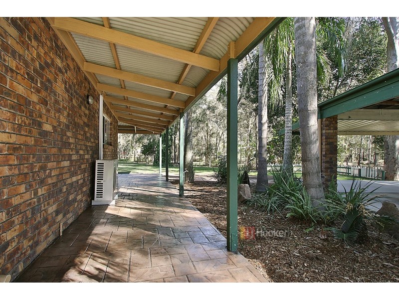 40 Arlington Court, Munruben QLD 4125