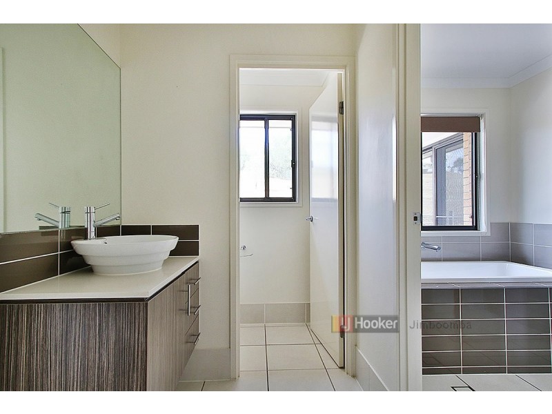 143 Myrtle Rd, Jimboomba QLD 4280