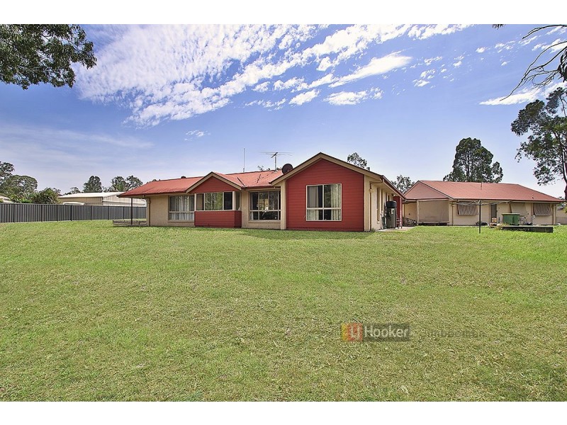 23 Sugar Gum Ct, Flagstone QLD 4280