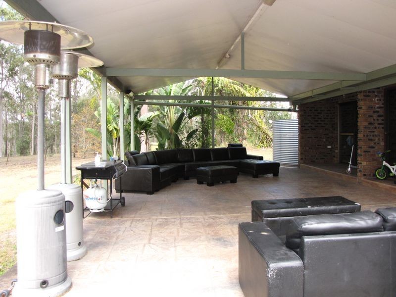 28 Strawpocket Ct, Jimboomba QLD 4280