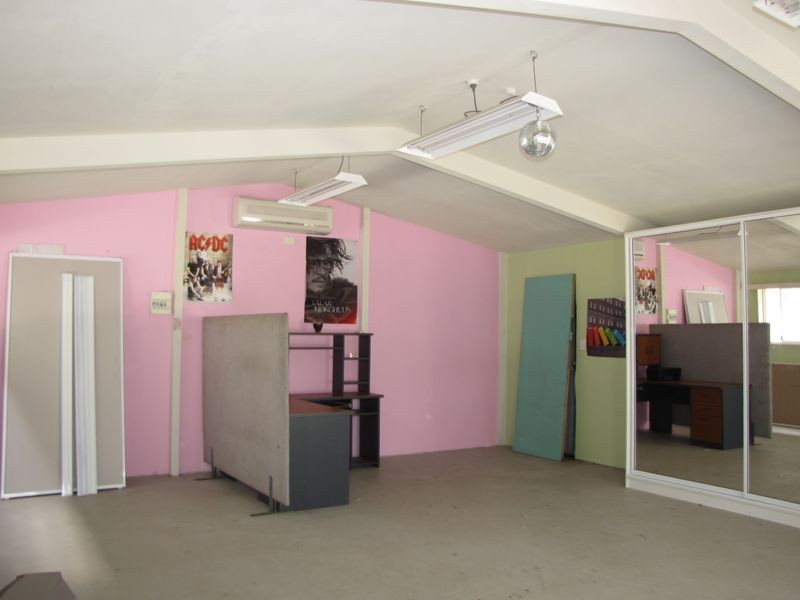 28 Strawpocket Ct, Jimboomba QLD 4280