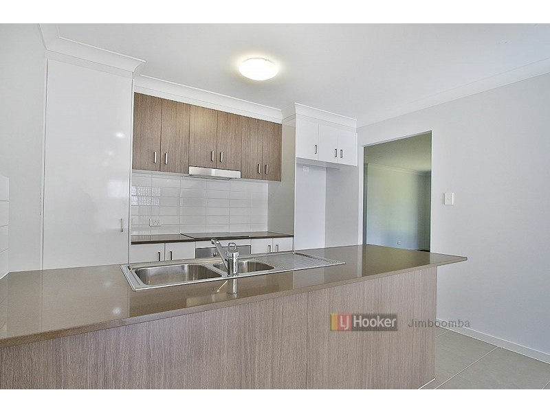 10 Songbird Circuit, Jimboomba QLD 4280