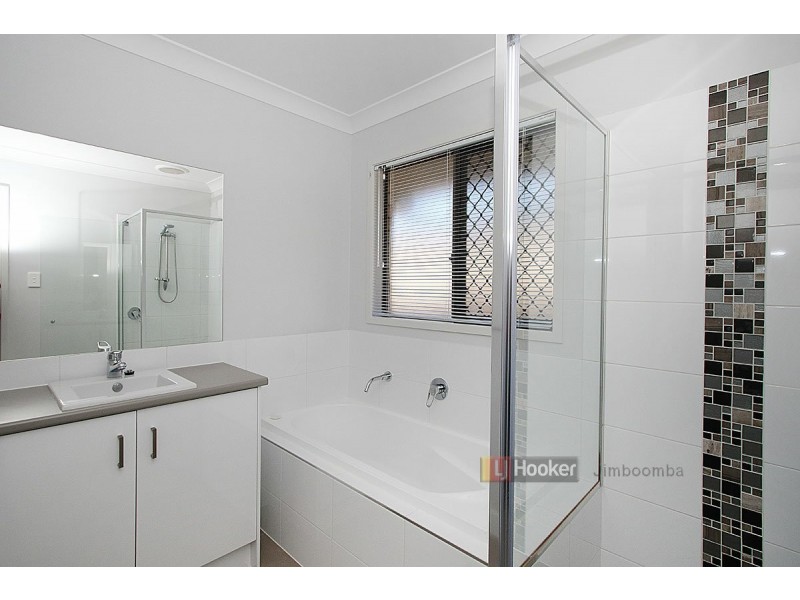 10 Songbird Circuit, Jimboomba QLD 4280