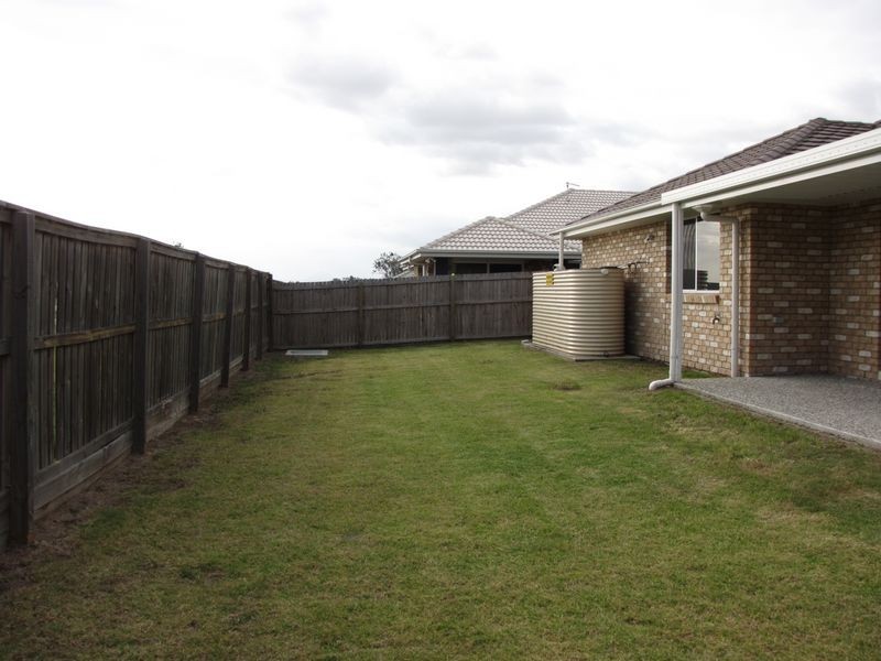 10 Phoebe Way, Gleneagle QLD 4285