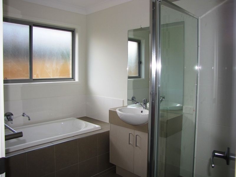 Yarrabilba QLD 4207