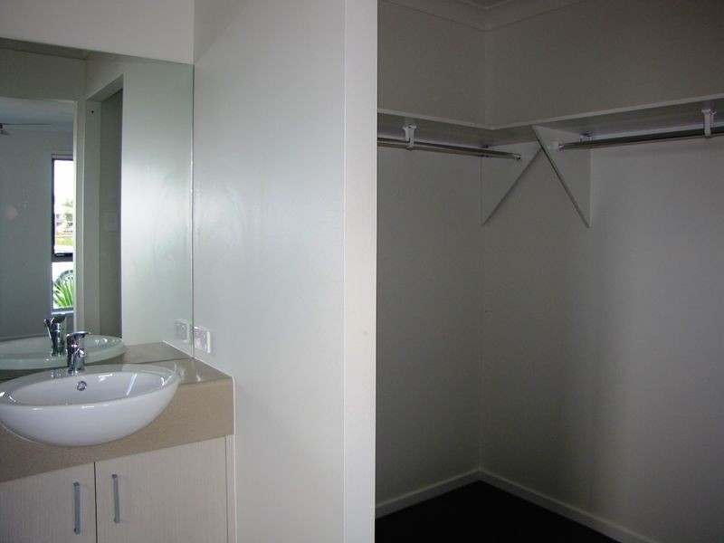 Yarrabilba QLD 4207