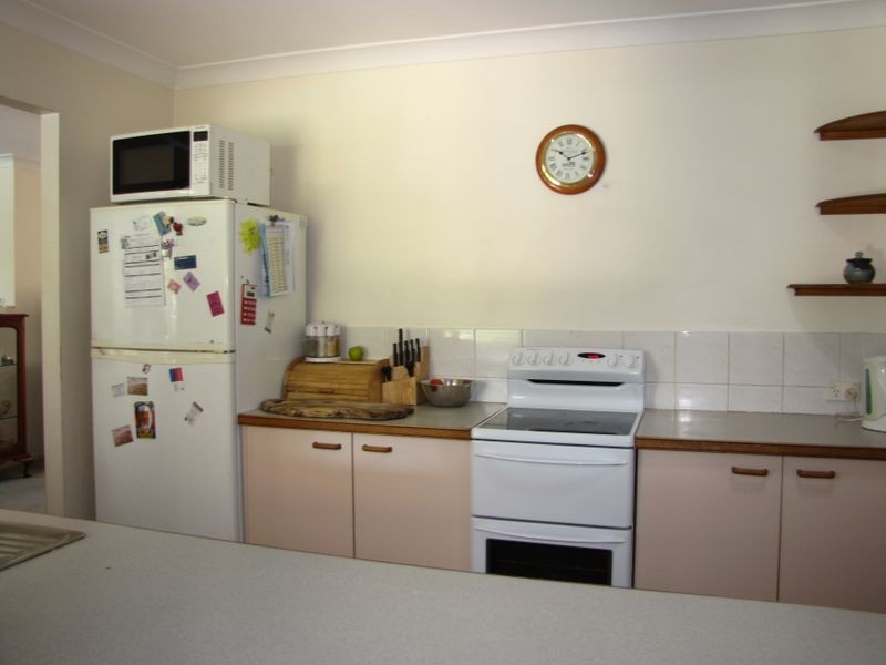 153 Ashwood Dr, Cedar Vale QLD 4285