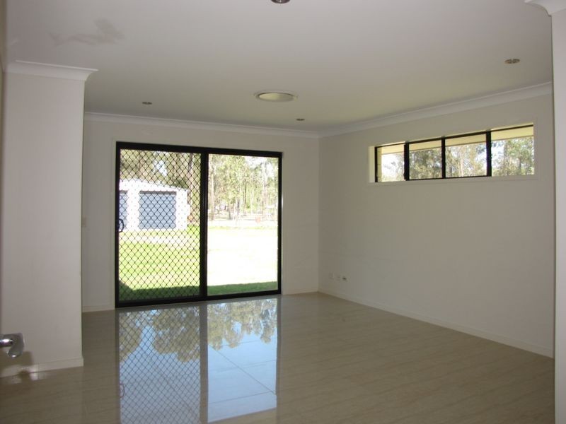 22 Blacksmith Court, Jimboomba QLD 4280