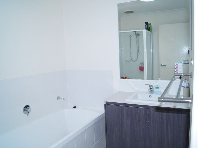 Gleneagle QLD 4285