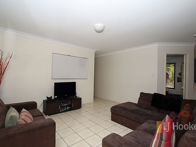 45 Portsmouth Ct, Mundoolun QLD 4285