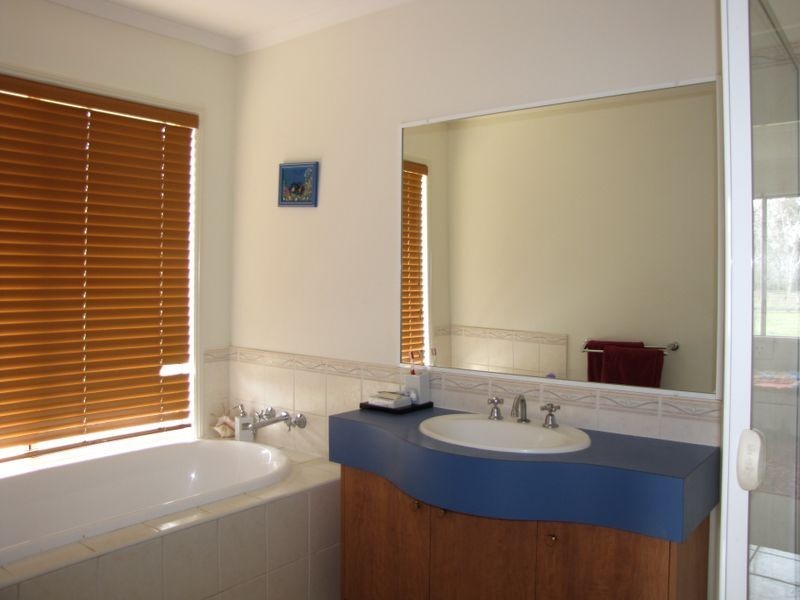 North Maclean QLD 4280