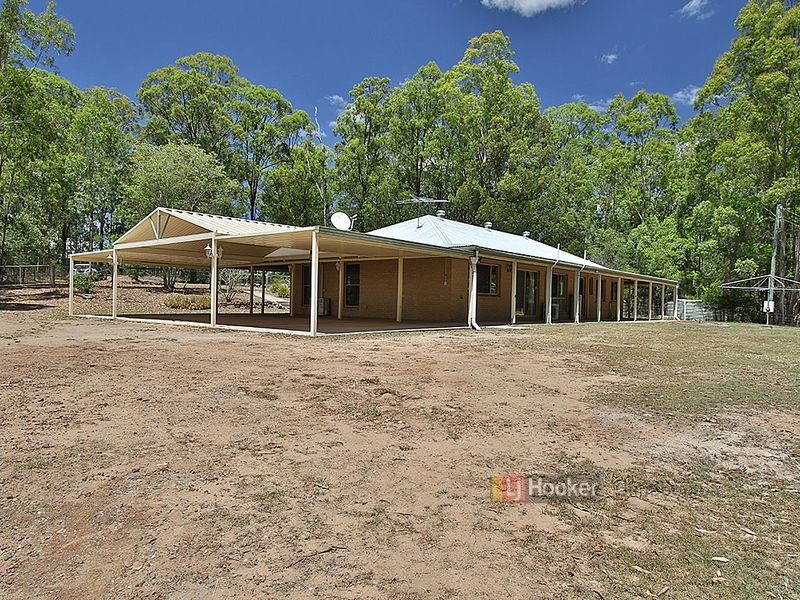 170-218 Barnes Rd, Cedar Vale QLD 4285