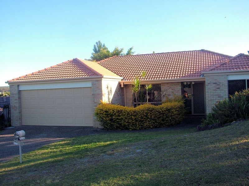 24 Midway Terrace, Pacific Pines QLD 4211