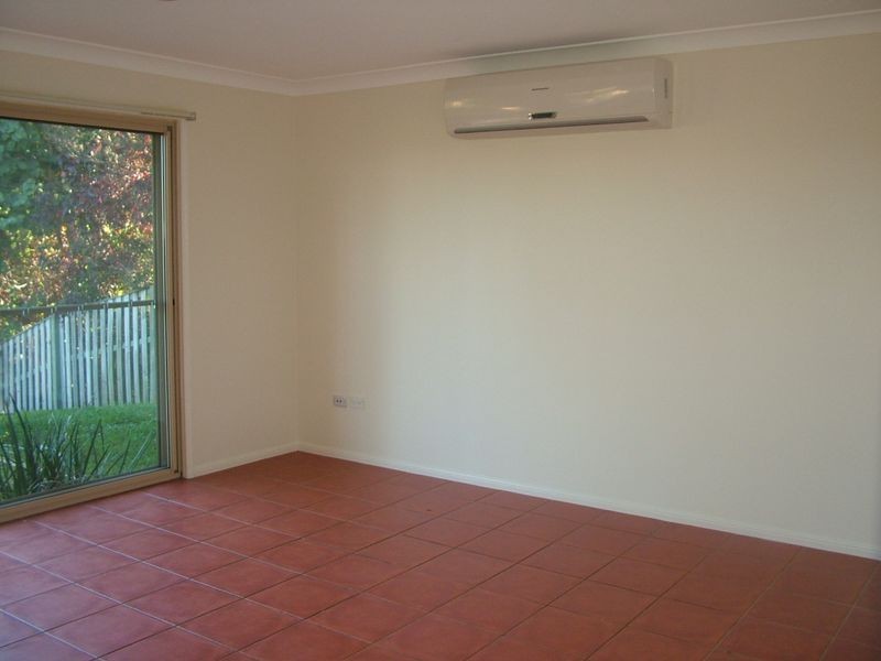24 Midway Terrace, Pacific Pines QLD 4211