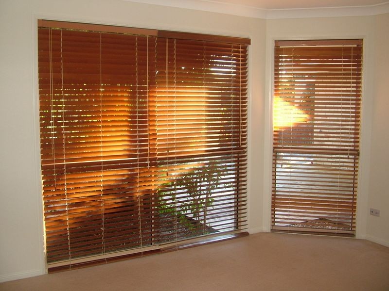 24 Midway Terrace, Pacific Pines QLD 4211