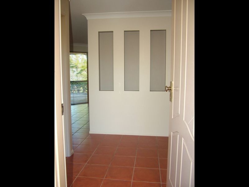 24 Midway Terrace, Pacific Pines QLD 4211