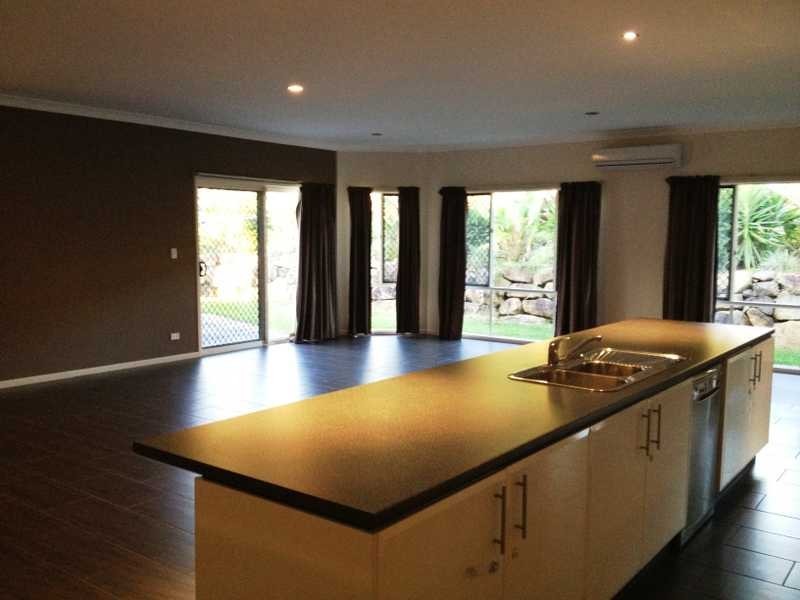 12 Creek Flat Road, Mount Nathan QLD 4211