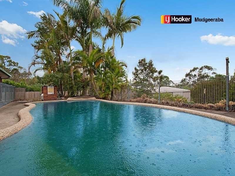 232 Banyula Drive, Gaven QLD 4211