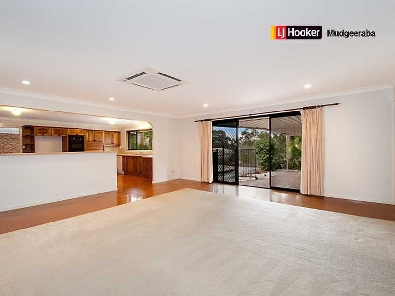 232 Banyula Drive, Gaven QLD 4211