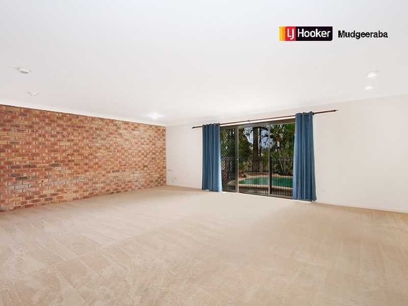 232 Banyula Drive, Gaven QLD 4211