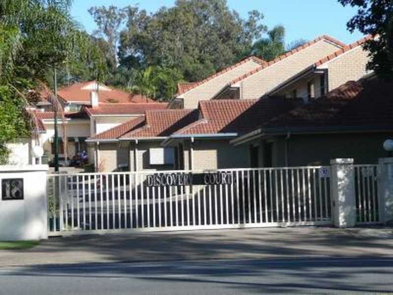 5/18 Discovery Drive, Helensvale QLD 4212