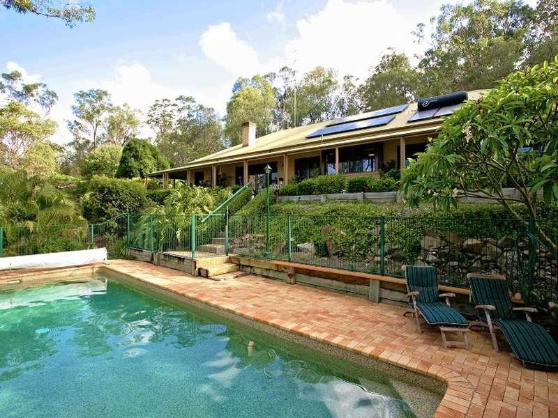 18 Raffles Court, Mudgeeraba QLD 4213