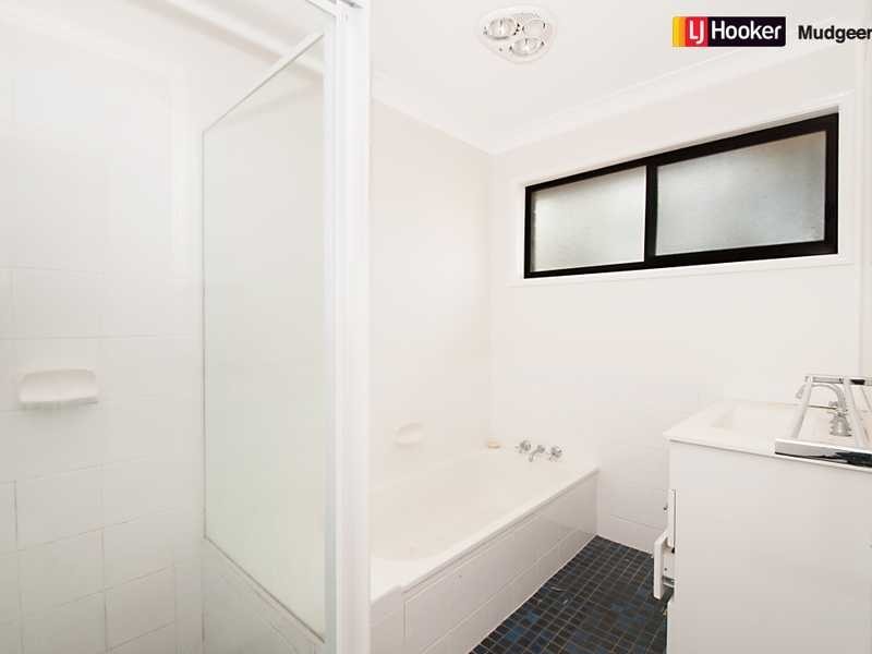 2/23 Wagtail Court, Burleigh Waters QLD 4220