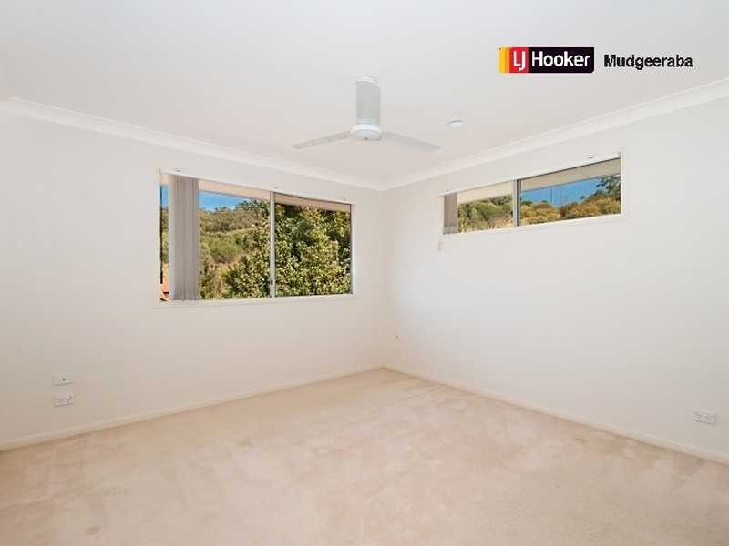 11 Hertford Crescent, Mudgeeraba QLD 4213