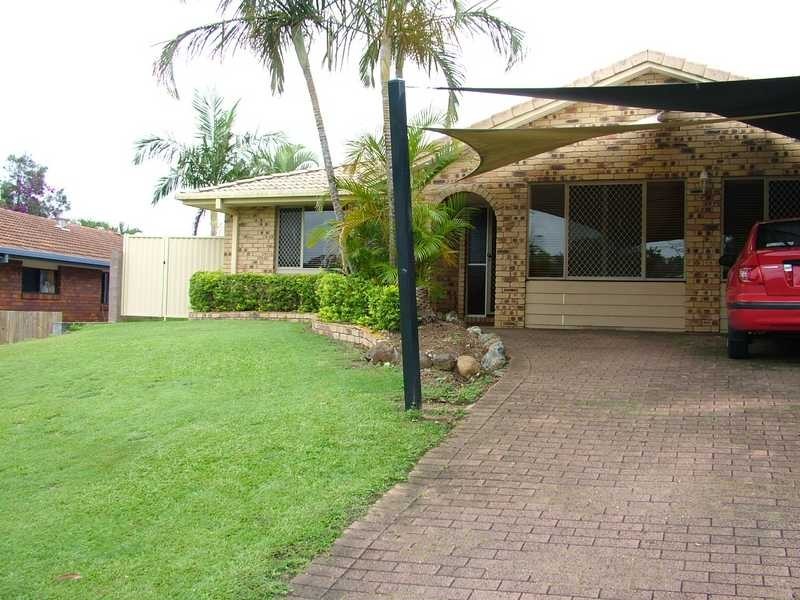10 Atkins Place, Helensvale QLD 4212