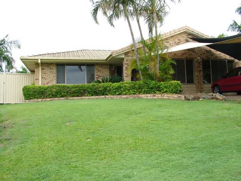 10 Atkins Place, Helensvale QLD 4212