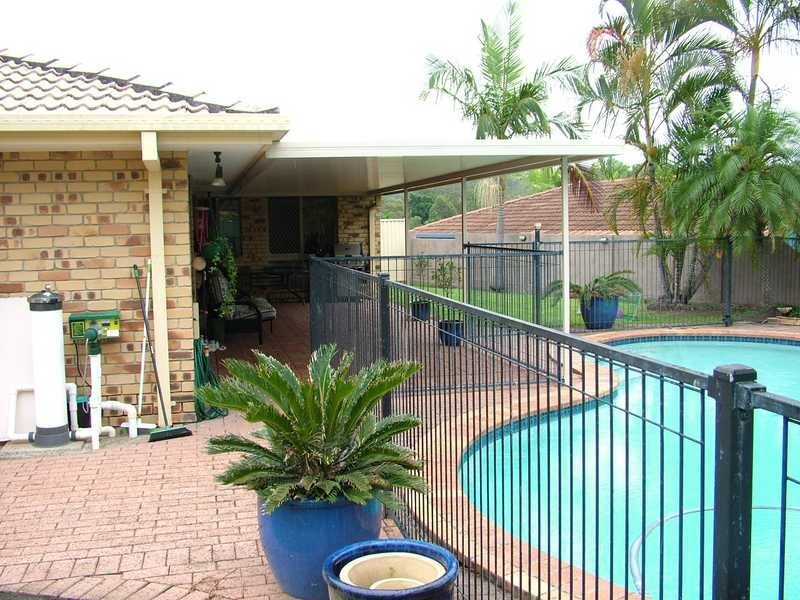 10 Atkins Place, Helensvale QLD 4212