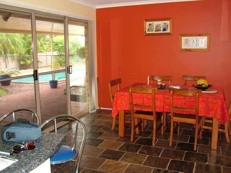 10 Atkins Place, Helensvale QLD 4212