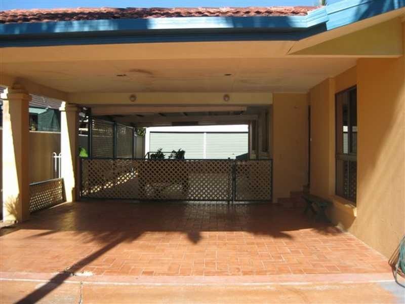 55 Cypress Drive, Broadbeach QLD 4218