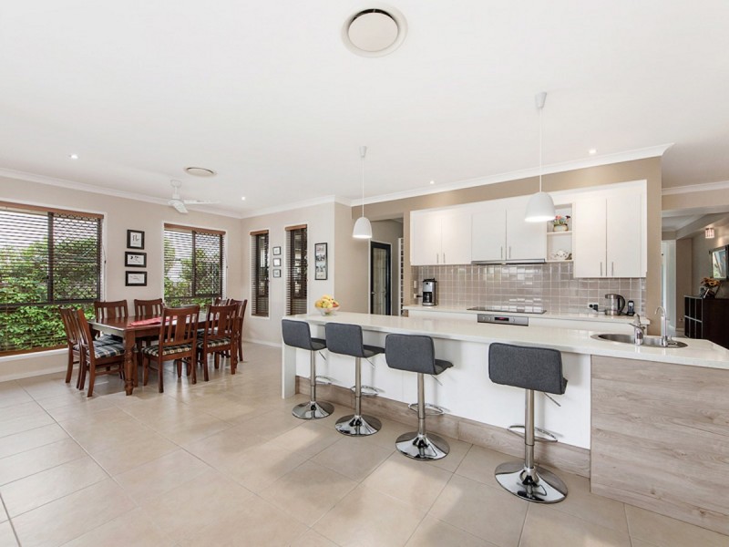 10 Stargate Court, Reedy Creek QLD 4227