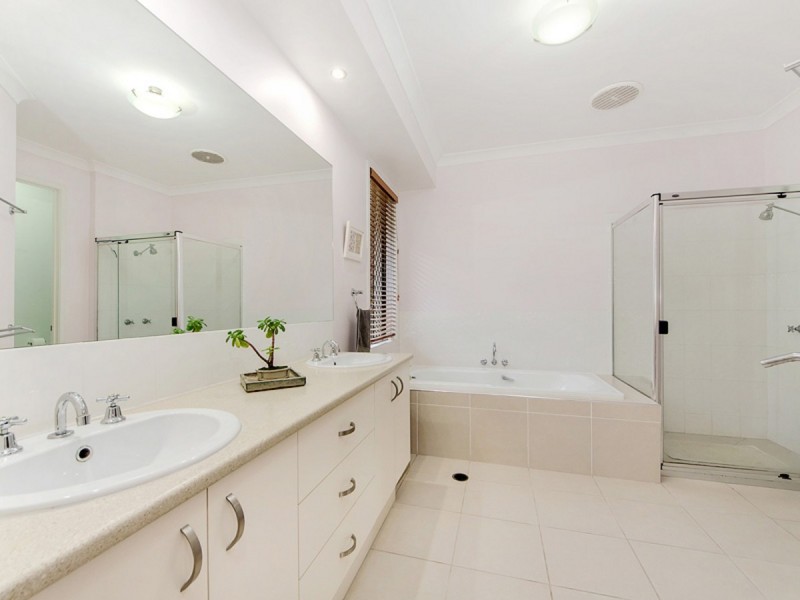 10 Stargate Court, Reedy Creek QLD 4227