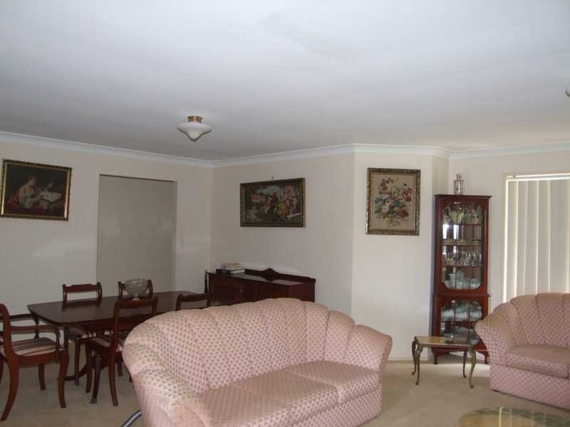 17 Hertford Crescent, Mudgeeraba QLD 4213