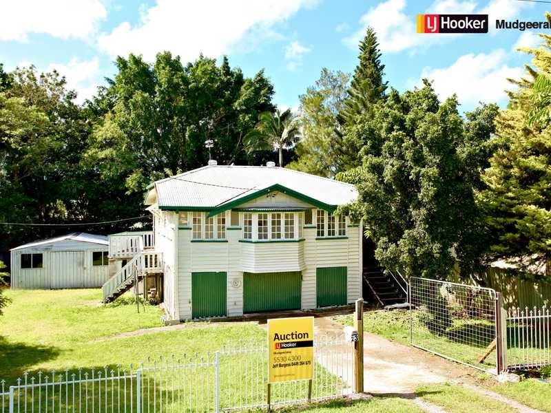 23 Mattocks Rd, Burleigh Waters QLD 4220