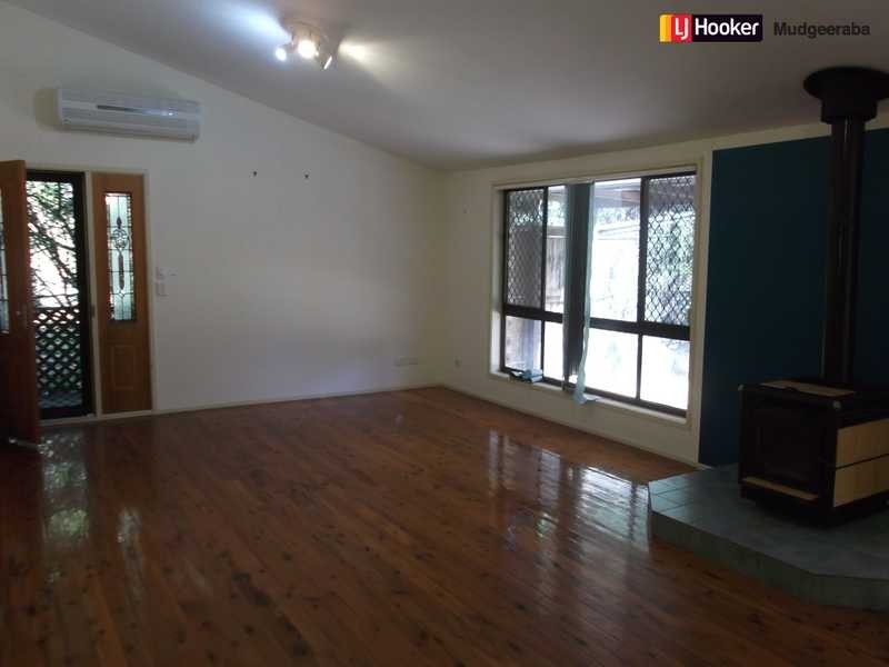 27 Zimmerman Crt, Gilston QLD 4211