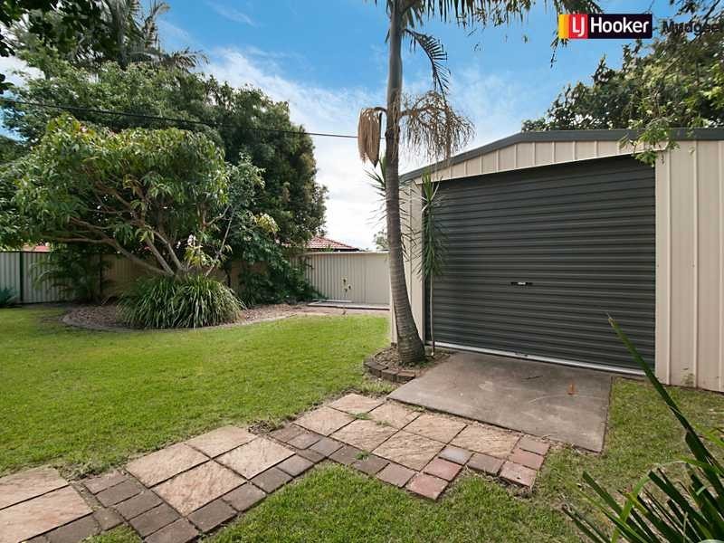 98 Saffron St, Elanora QLD 4221