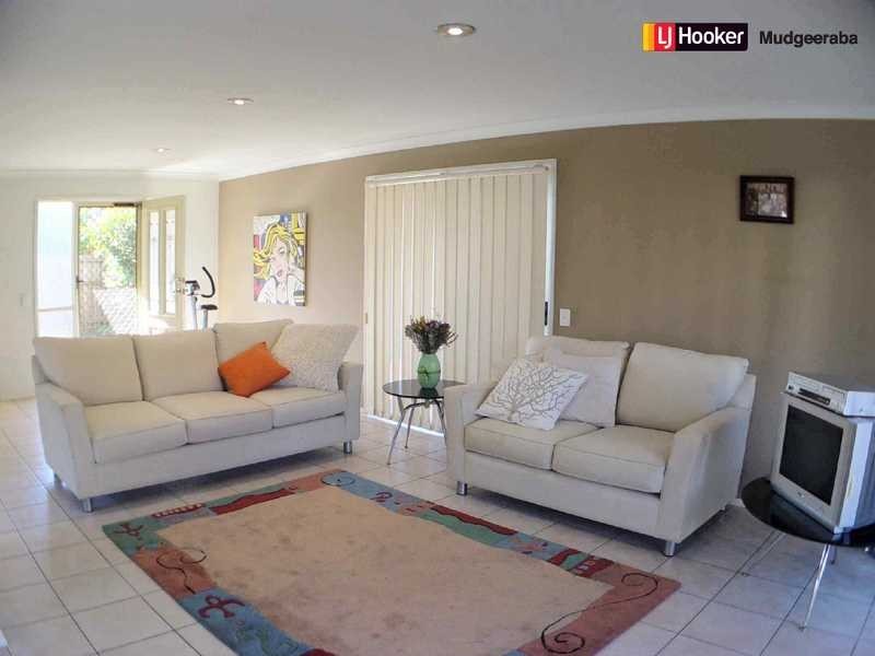 6 Carino Court, Merrimac QLD 4226